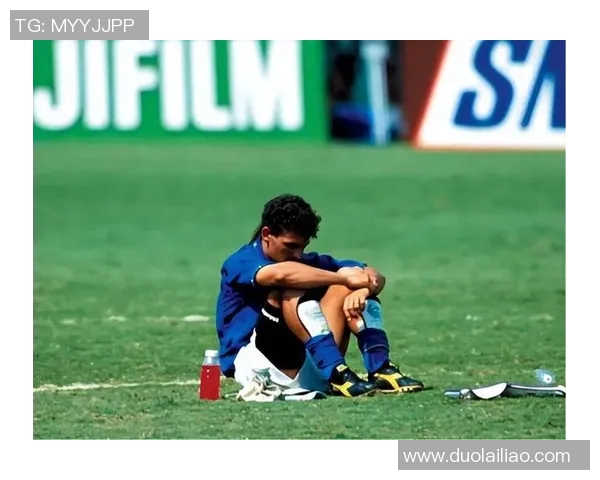 天下足球盘点:曾经征战绿茵的球星们纷纷退役的背后故事 天下足球盘点:曾经征战绿茵的球星们纷纷退役的背后故事