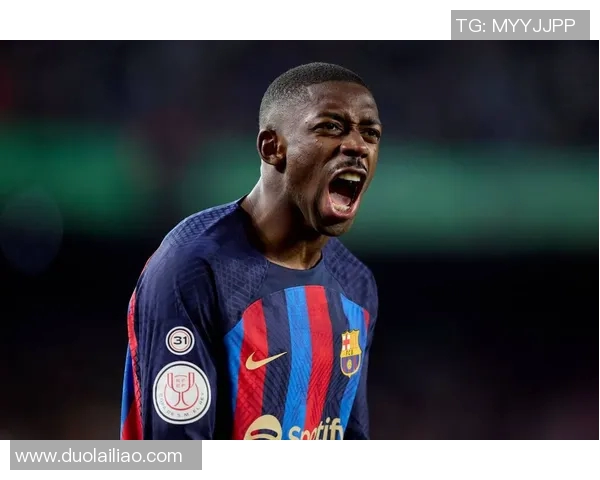 遛猴足球球星再度惊艳绿茵场展现极致控球艺术与无与伦比的比赛智慧